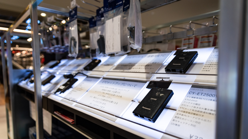 Illustration for article titled A Look Inside Autobacs: Japan's Fascinating Auto Parts Megastore